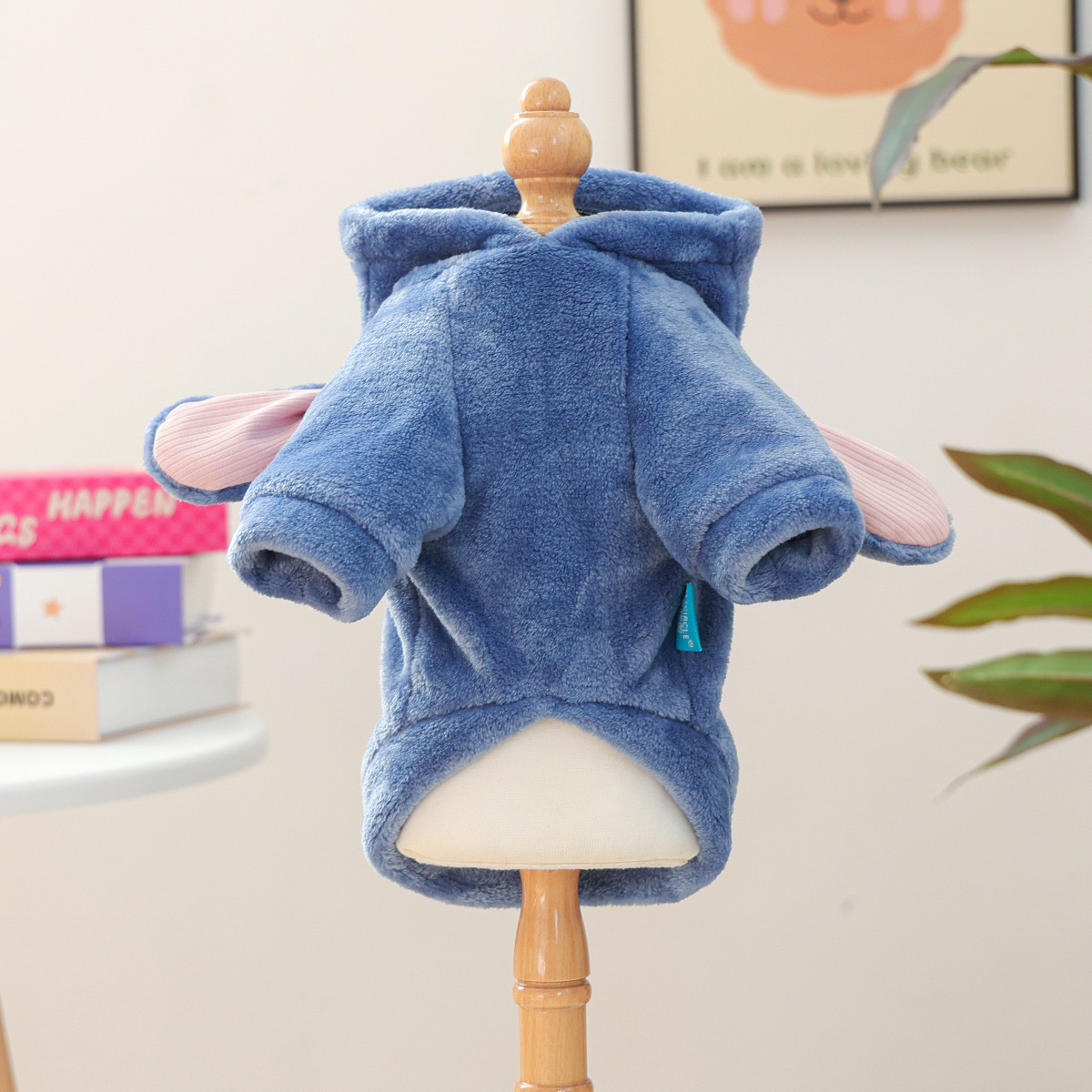 Pet supplies, pet dogs, cat clothes, winter warmth party animal flannel transformation outfit